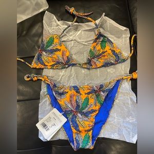 Pucci triangle bikini set size IT46 brand new with travel pouch